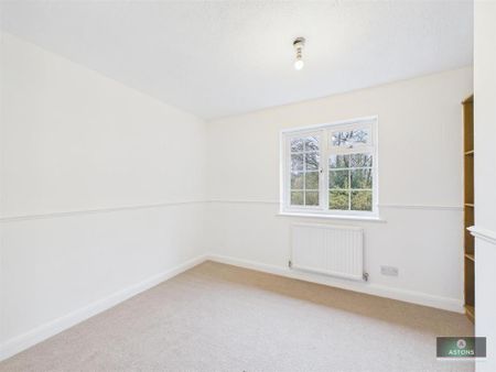 2 bedroom semi-detached house to rent - Photo 4