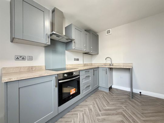 Flat 1, 23 High Street - Photo 1