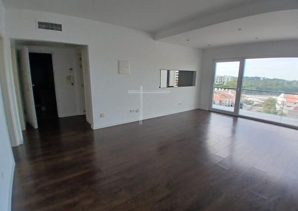Apartamento T2 em Setúbal