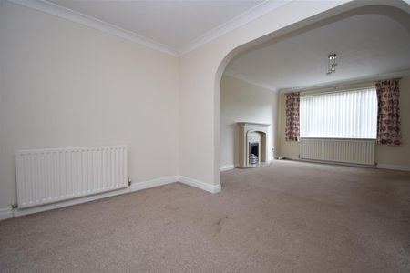 Silcoates Avenue, Wrenthorpe, Wakefield - Photo 2