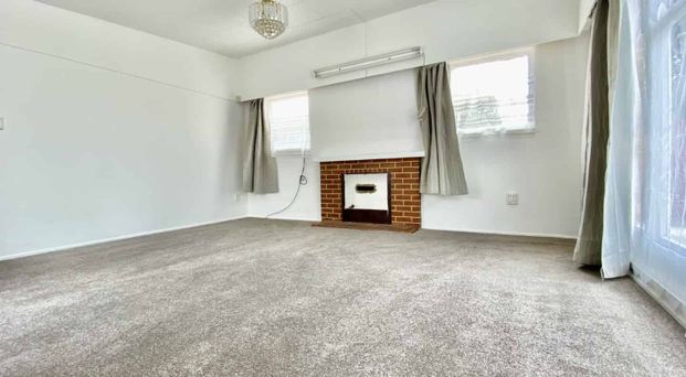 Great location - Photo 1