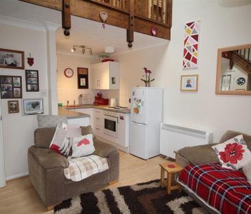 1 bedroom semi-detached house to rent - Photo 1