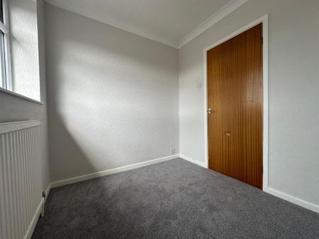3 bedroom apartment to rent - Photo 2