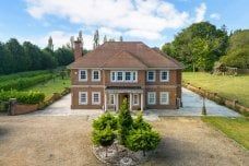 5 bedroom detached house to rent - Photo 3