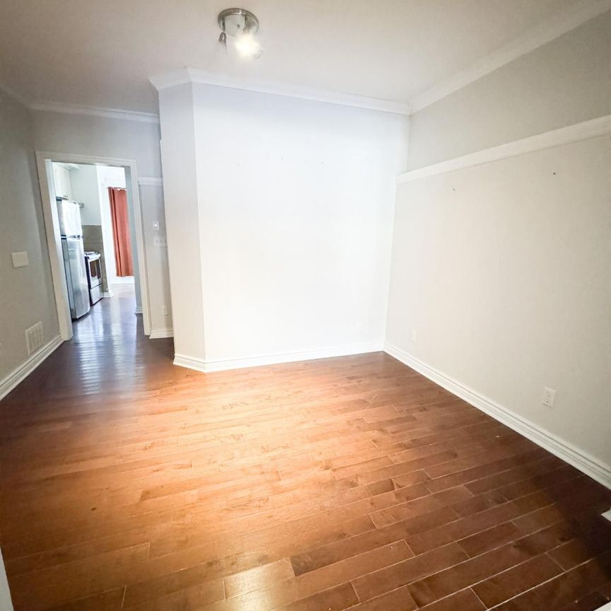 For Lease - 1529 Queen Street Unit# Main fl, Toronto, Ontario - Photo 1