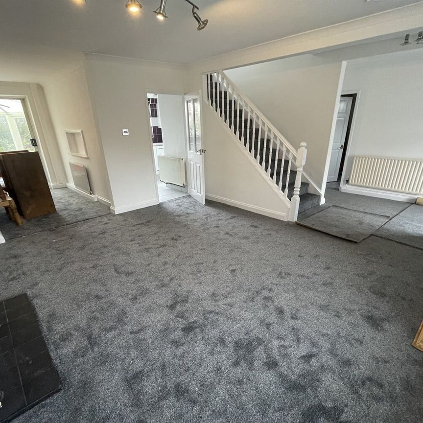 Farfield Avenue, Beeston, NG9 2PU - Photo 1