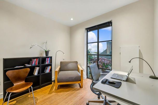 3 bedroom apartment to rent - Photo 1