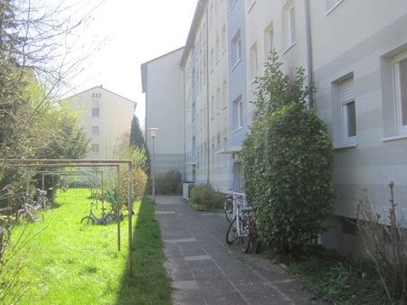 Top ! Sanierte /Renovierte 3-Zimmer-Citywohnung in grüner Lage ab sofort anmietbar. - Foto 5