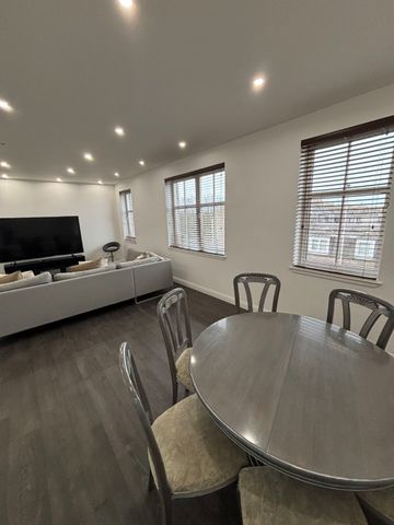 2 bedroom apartment to rent - Photo 5