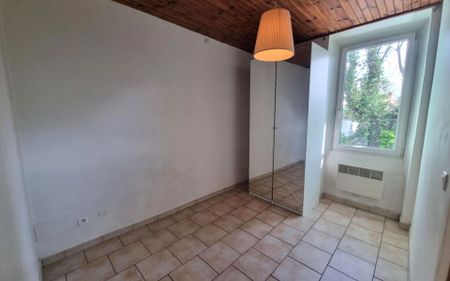 Appartement à louer - Photo 2