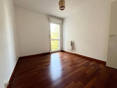 Location Appartement 2 pièces 45m² AVIGNON 84000 - Photo 2
