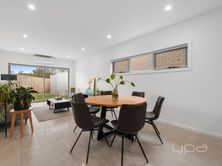 BRAND NEW 3 BEDROOM HOME - Photo 2