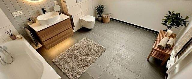 Sanierte 4-Raum-Maisonettewohnung mit Dachterrasse - Foto 1