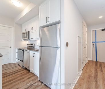 For Lease - 3006 William Cutmore Boulevard Unit# 907, Oakville, Ont... - Photo 4