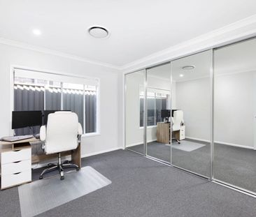 3 bedrooms | 2 bathrooms | Single Garage | Solar Power - Photo 1