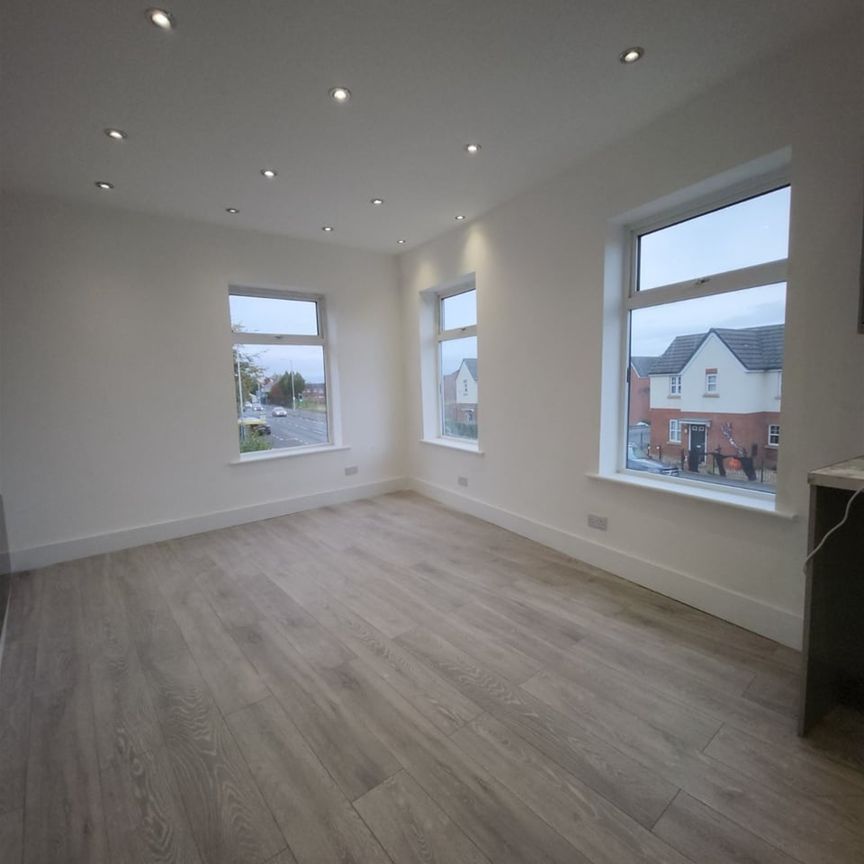 2 Bed Flat, Laird Street, CH41 - Photo 1