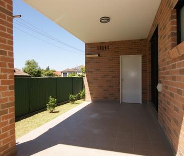 4/5 Resthaven Road, 2200, Bankstown Nsw - Photo 5