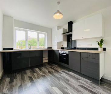 2 bedroom House To Let - Photo 3