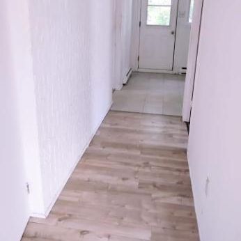 St Jérôme a louer - Photo 3