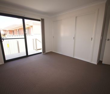 CENTRAL SPACIOUS VILLA - Photo 6