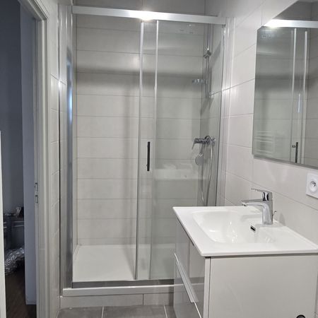 Location Appartement 2 pièces 26m² RIOM 63200 - Photo 3