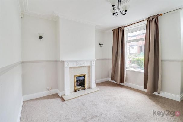 3 bedroom terraced house to rent - Photo 1