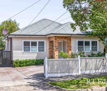 A Regent Lifestyle of Immediate Quality! - Photo 4