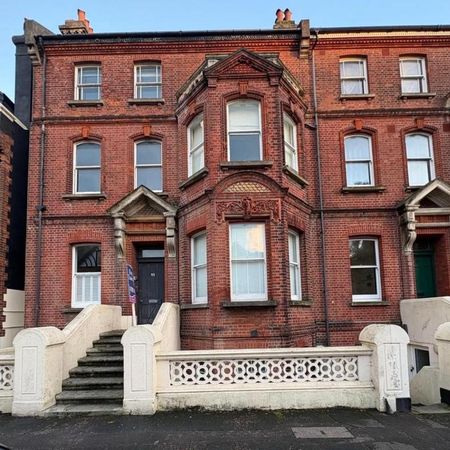 Studio to rent - Photo 4