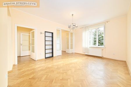 Piętro willi. Balkon. Przy metrze Racławicka - Фото 4