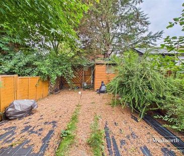 Lawrie Court, Harrow, Middlesex, HA3 - Photo 3