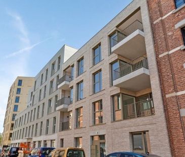 Appartement te huur in Antwerpen voor € 1.070 met 2 slaapkamers - Photo 3