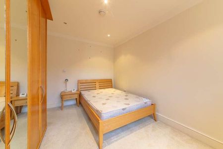 Convent Court, Hatch Lane, Windsor, SL4 - Photo 3