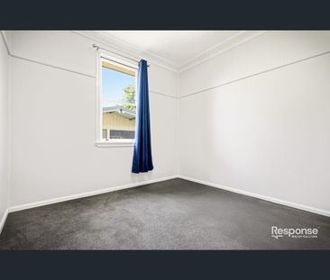 33 Landy Road, Lalor Park, NSW 2147 - Photo 2