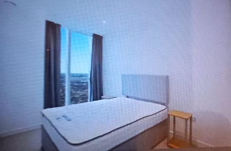 3 Bed Flat, Pinnacle Apartments, CR0 - Photo 4