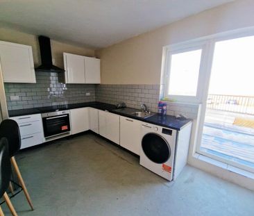 1 bedroom in a house share to rent - Photo 6