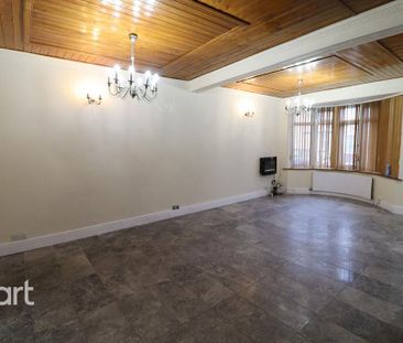 4 bedroom terraced house to rent - Photo 3