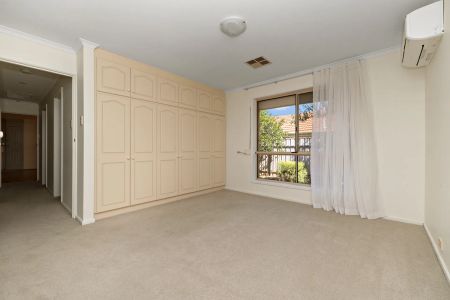 Spacious Family Home in Peaceful, Convenient Location! - Photo 4