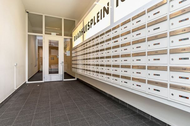 Appartement te huur: Raadhuisplein 212 2132 TZ Hoofddorp - Photo 1