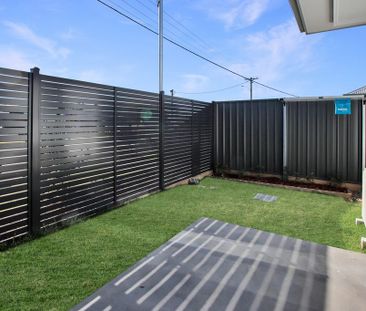 As New Townhouse in Prime Location! - Photo 1