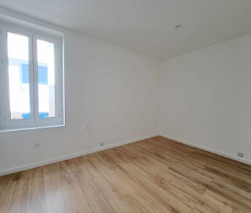 Location Appartement 2 pièces 40m² NIMES 30000 - Photo 2