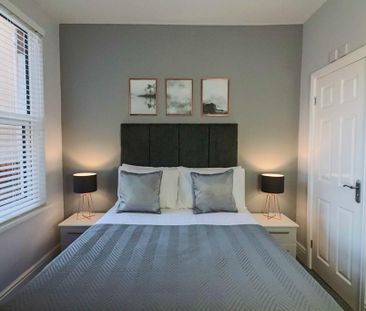 1 bedroom in a house share to rent - Photo 2