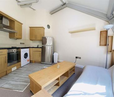 Studio to rent - Photo 4