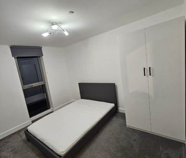 2 Bed Flat, Venice Corte, SE13 - Photo 4