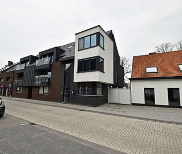 Modern en luxueus duplex-appartement in de dorpskern van Sint-Laureins! - Foto 1