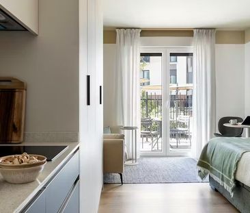 Avenida de la Industria, Alcobendas, Community of Madrid 28108 - Photo 1