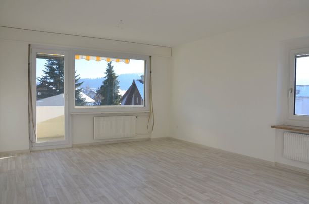 "moderne 3-Zimmer-Wohnung mit Balkon und eigener Waschmaschine" - Photo 1