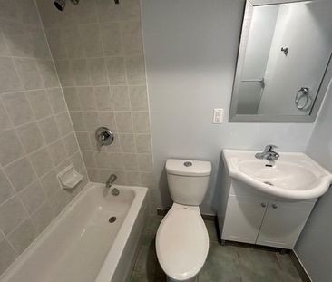 For Lease - 243 Port Royal Trail Unit# Bsmt, Toronto, Ontario - Photo 2