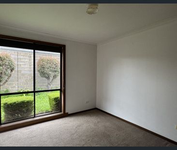 Low-Maintenance Living in a Convenient Location - Photo 5