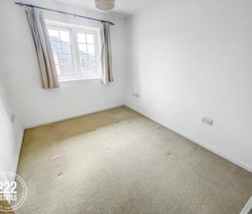 Greenings Court - Warrington - WA2 - Photo 5
