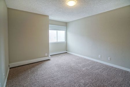 416 7 Street NW, Calgary - Photo 4